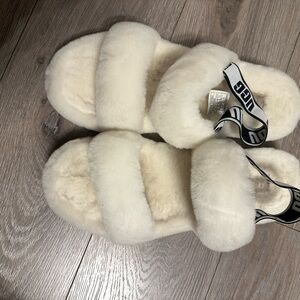 UGG Oh Yeah Fluff Slides